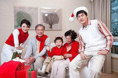 云顶之弈S9.5纳亚菲利阵容搭配，S9.5纳亚菲利阵容装备站位攻略